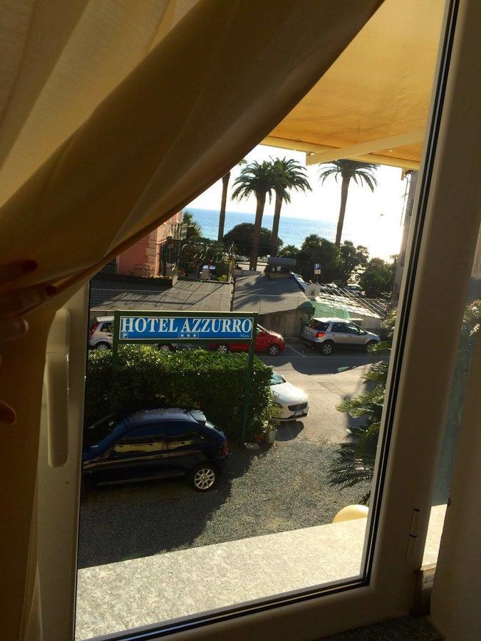 ואראצה Hotel Azzurro מראה חיצוני תמונה