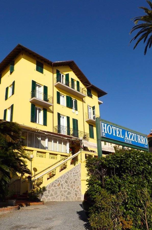 ואראצה Hotel Azzurro מראה חיצוני תמונה