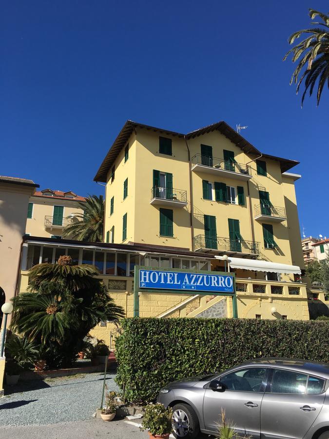 ואראצה Hotel Azzurro מראה חיצוני תמונה